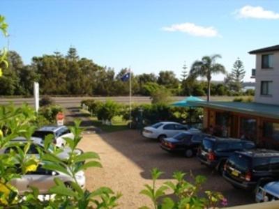 Lake Front Motel Entrance Exterior photo